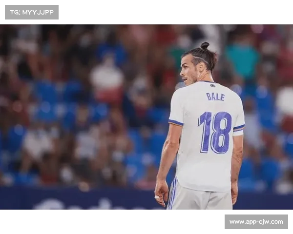 西甲VAR技术应用存争议，裁判临场判罚尺度需更透明